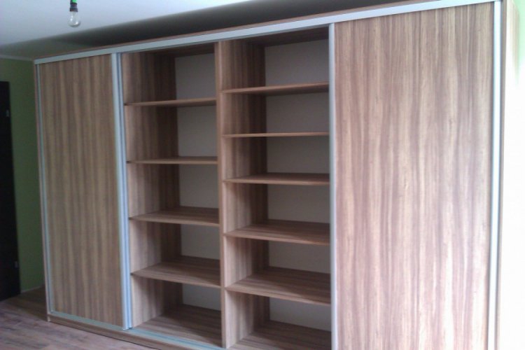 Szafy<br />& zabudowy